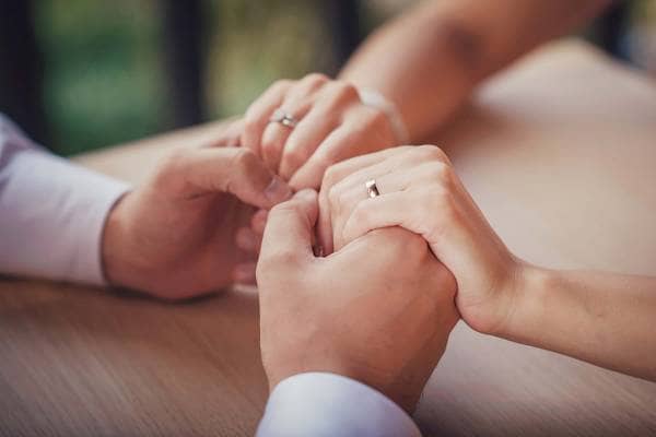 عباس شفیعی - بهترین وکیل در مشهد - محیا حق توس - شرایط ازدواج مجدد