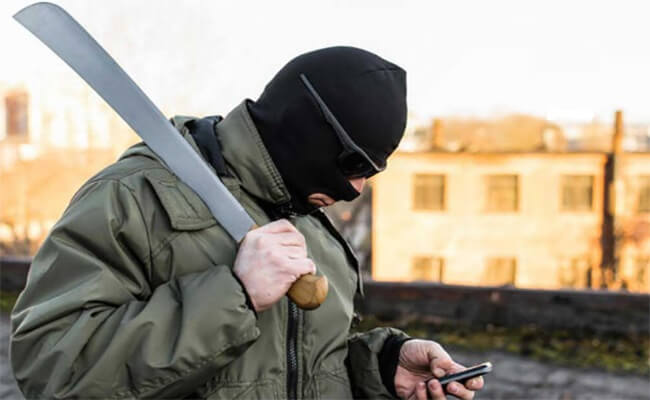 عباس شفیعی - بهترین وکیل در مشهد - محیا حق توس - مجازات محاربه و افساد فی الارض در ایران