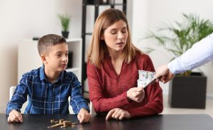 عباس شفیعی - بهترین وکیل در مشهد - نفقه جاریه زن