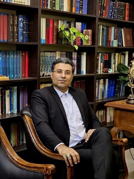 بهترین وکیل مشهد عباس شفیعی