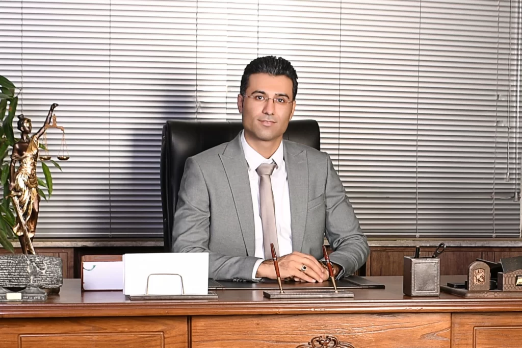 عباس شفیعی بهترین وکیل تغییر نام در مشهد